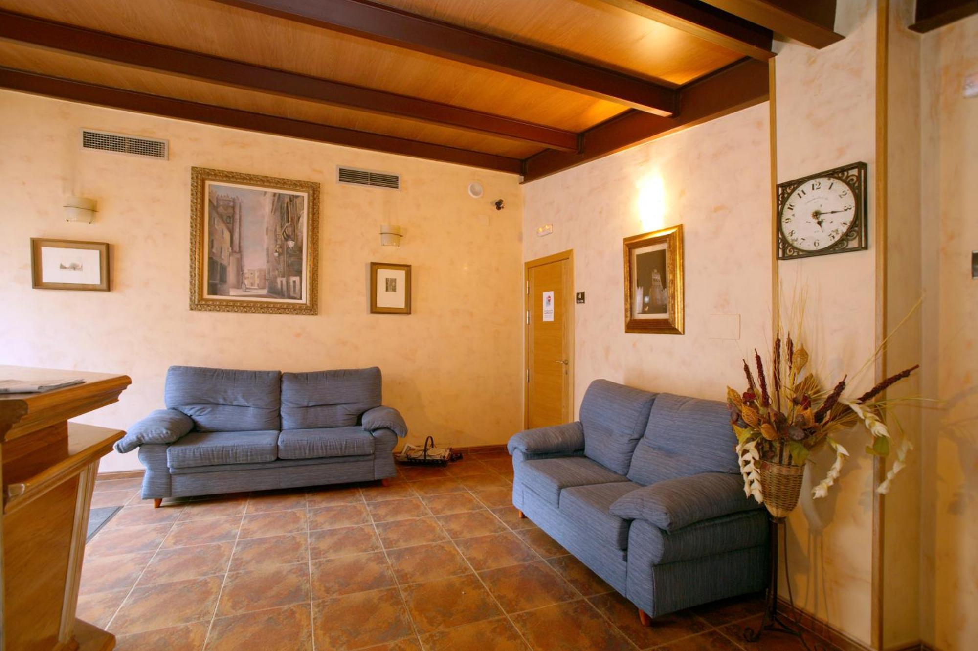 Hotel Las Murallas Avila Bagian luar foto