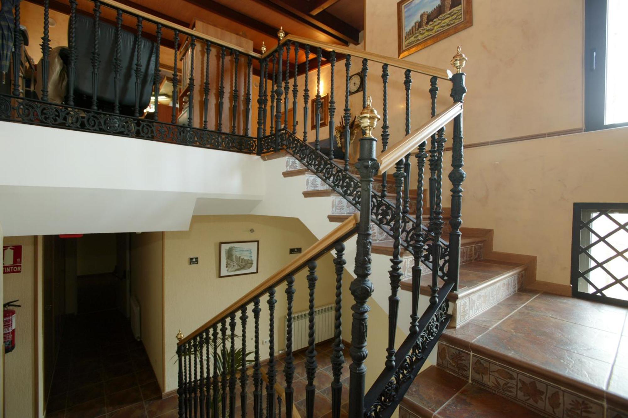 Hotel Las Murallas Avila Bagian luar foto