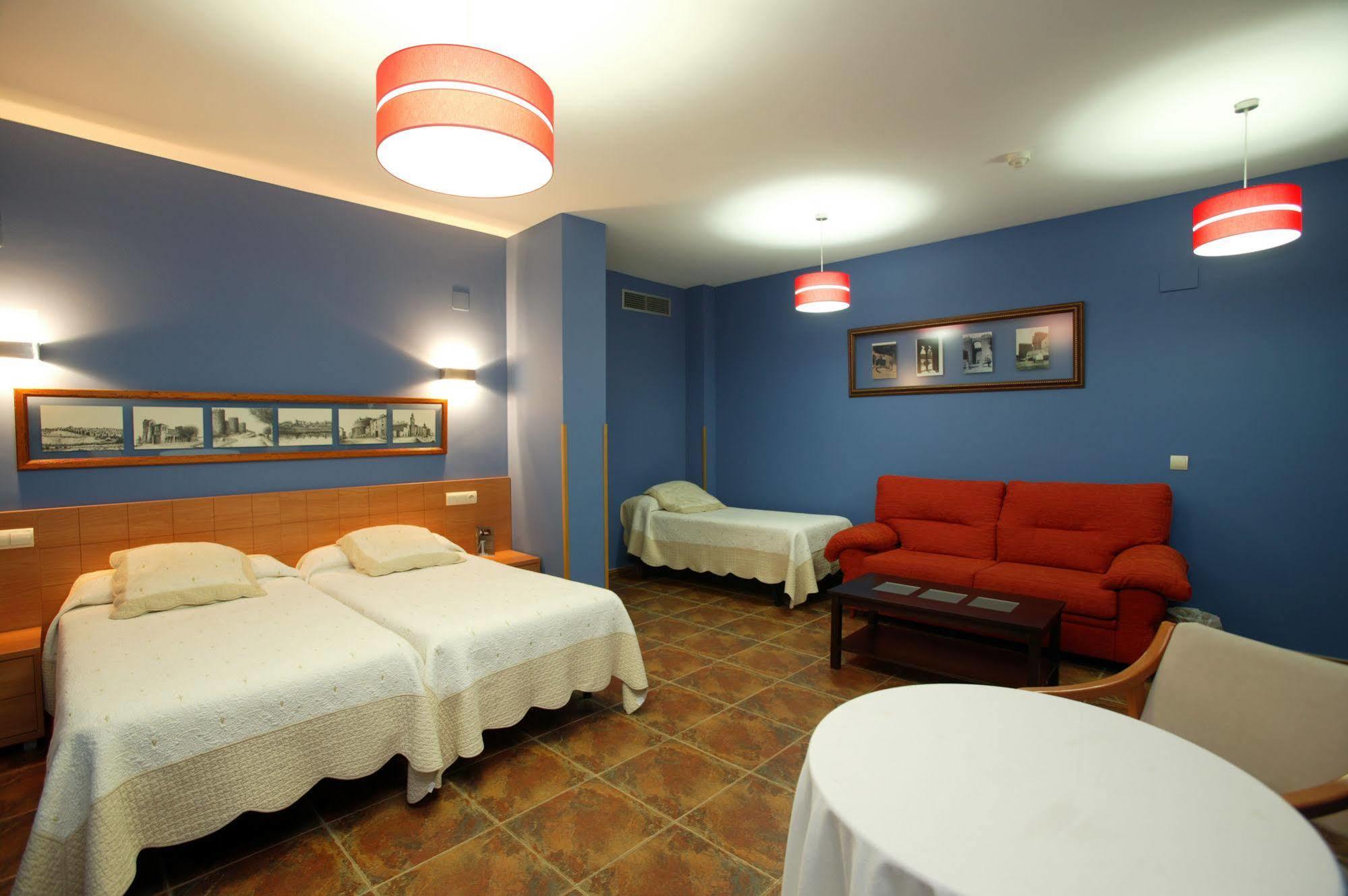 Hotel Las Murallas Avila Bagian luar foto