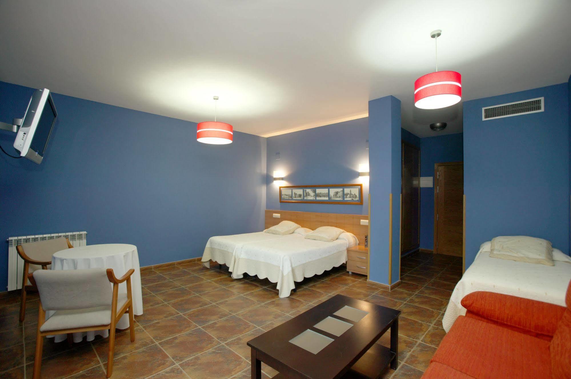 Hotel Las Murallas Avila Bagian luar foto