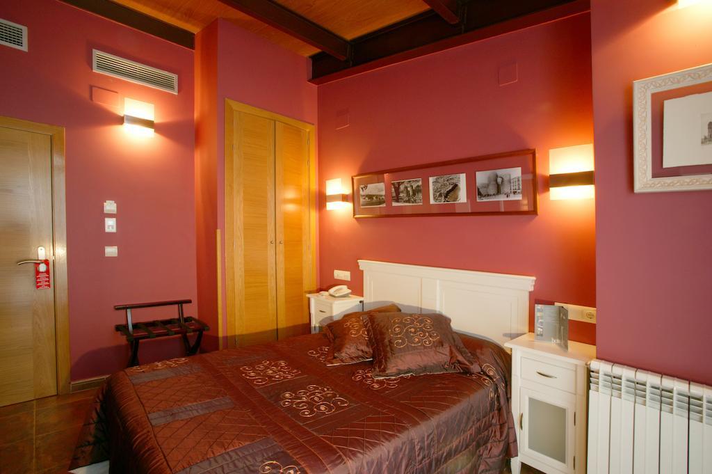 Hotel Las Murallas Avila Bagian luar foto