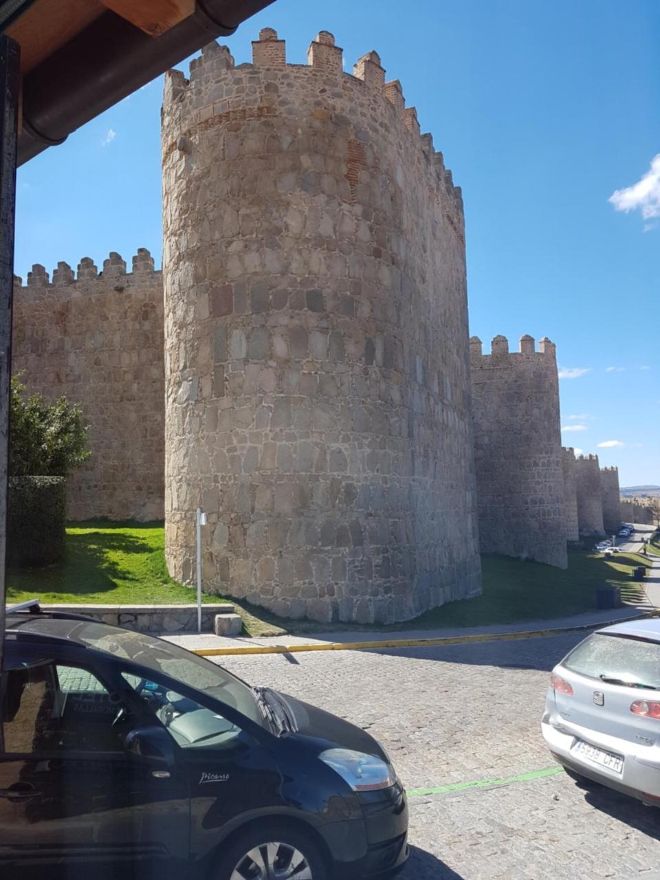 Hotel Las Murallas Avila Bagian luar foto